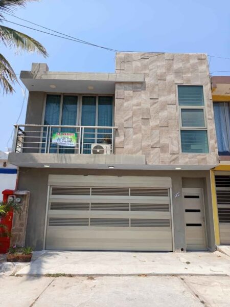 CASA EN VENTA COL. PARAISO, COATZACOALCOS, VER.