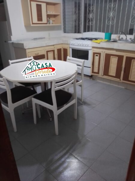CASA EN VENTA EN C. LOPEZ MATEOS, PETROLERA, COATZACOALCOS, VER.