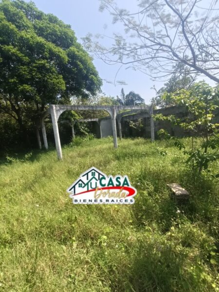 TERRENO EN VENTA COL. LAS BARRILLAS