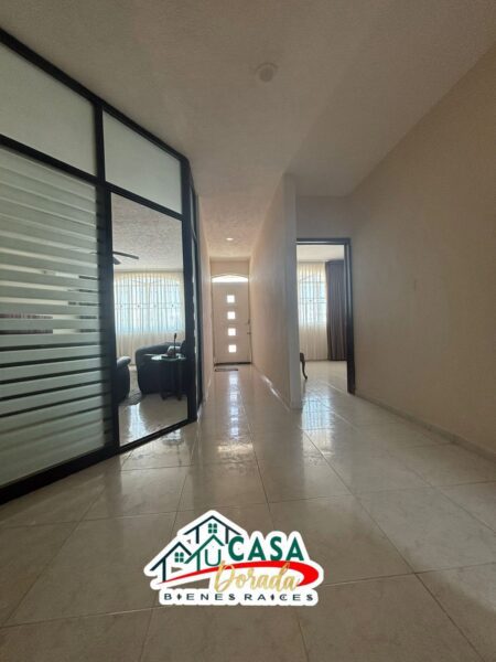 CASA EN RENTA COL. MARIA DE LA PIEDAD, COATZACOALCOS, VER.