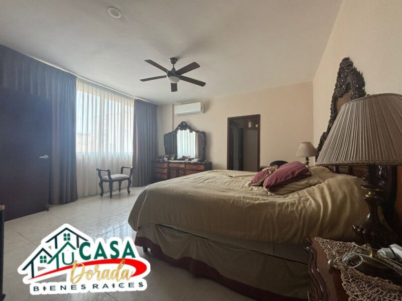 CASA EN RENTA COL. MARIA DE LA PIEDAD, COATZACOALCOS, VER.