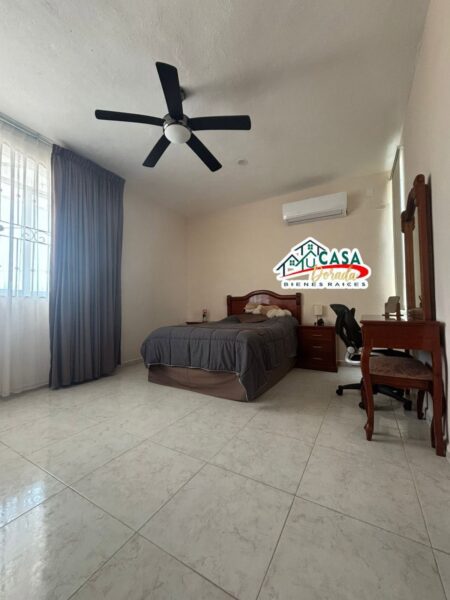 CASA EN RENTA COL. MARIA DE LA PIEDAD, COATZACOALCOS, VER.