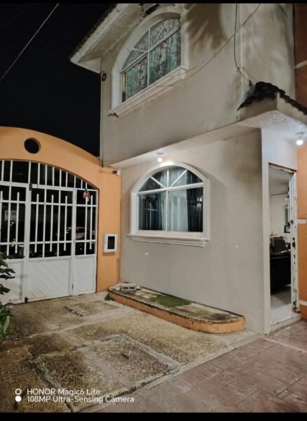 CASA EN VENTA, JUVENTINO ROSAS, COATZACOALCOS.