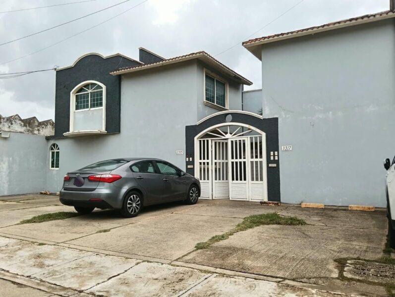 CASA EN VENTA, ALTAMIRANO, COATZACOALCOS